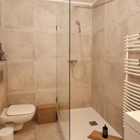 Apartment Doboz Pecs